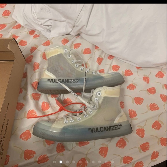 OFF WHITE CONVERSES - Picture 1 of 7